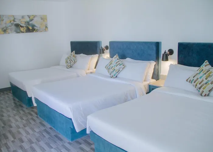 La Playa Estrella Resort