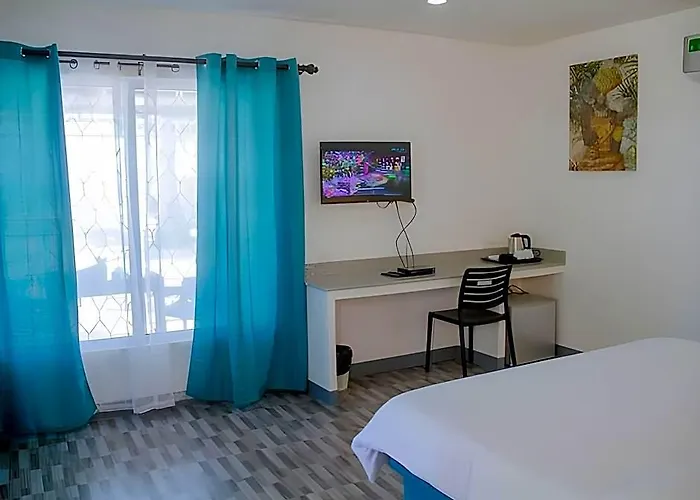 La Playa Estrella Resort